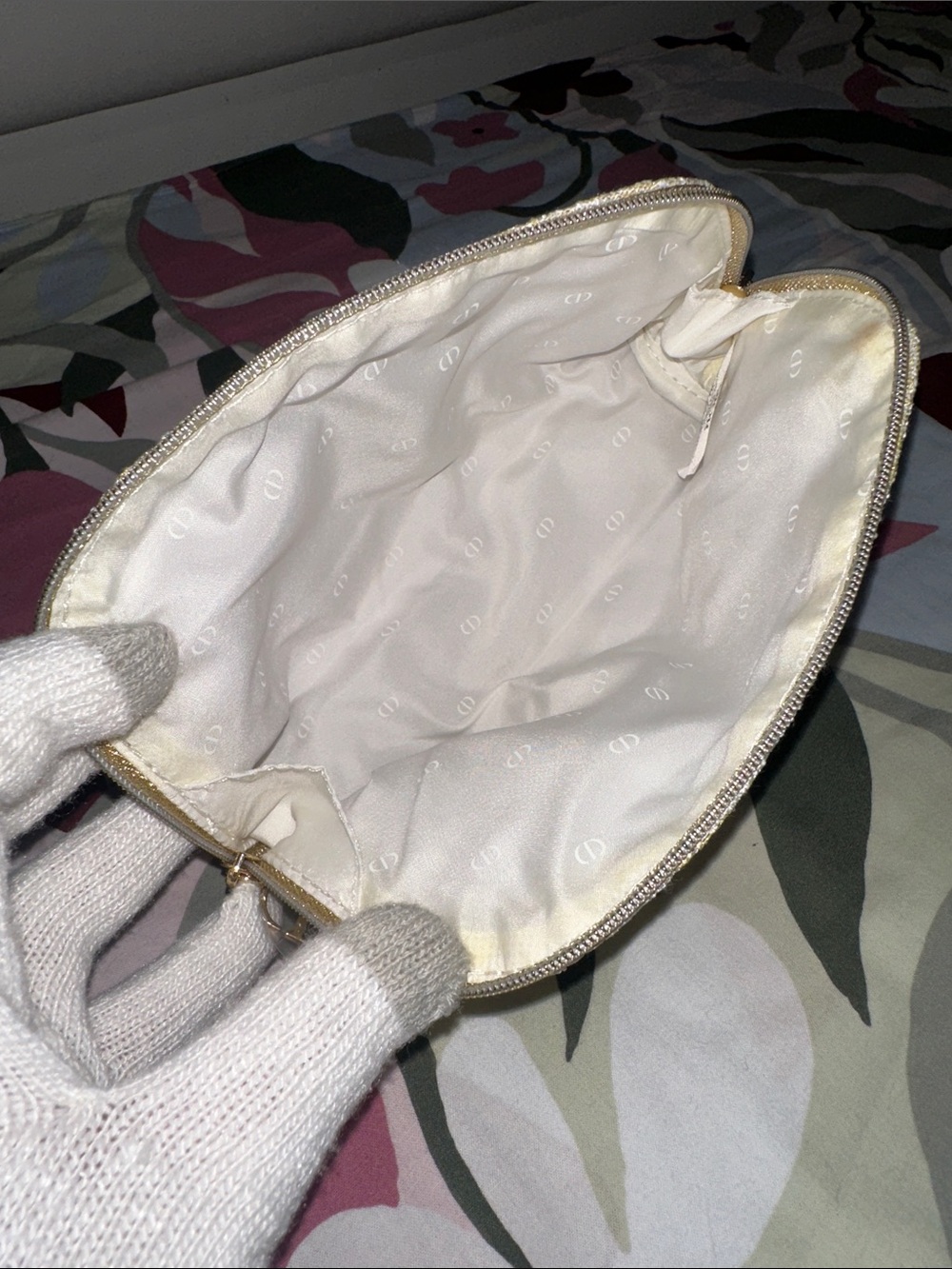 Dior Gold Metallic Embroidered Novelty Cosmetic Pouch - Picture 7 of 9